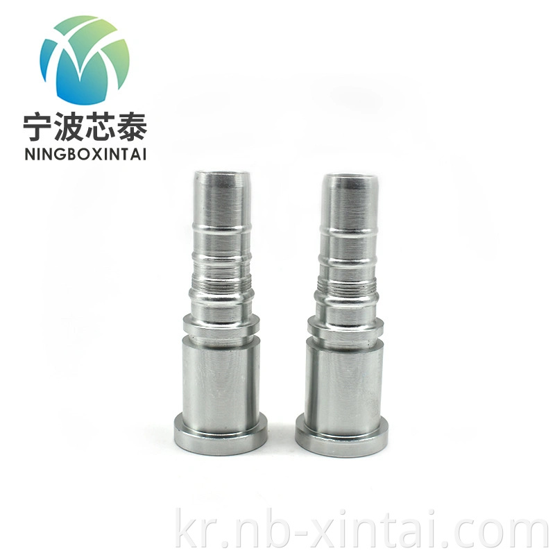 Nozzle Flanges OEM Factory 용 맞춤형 메트릭 여성 스웨지 표준 호스 피팅